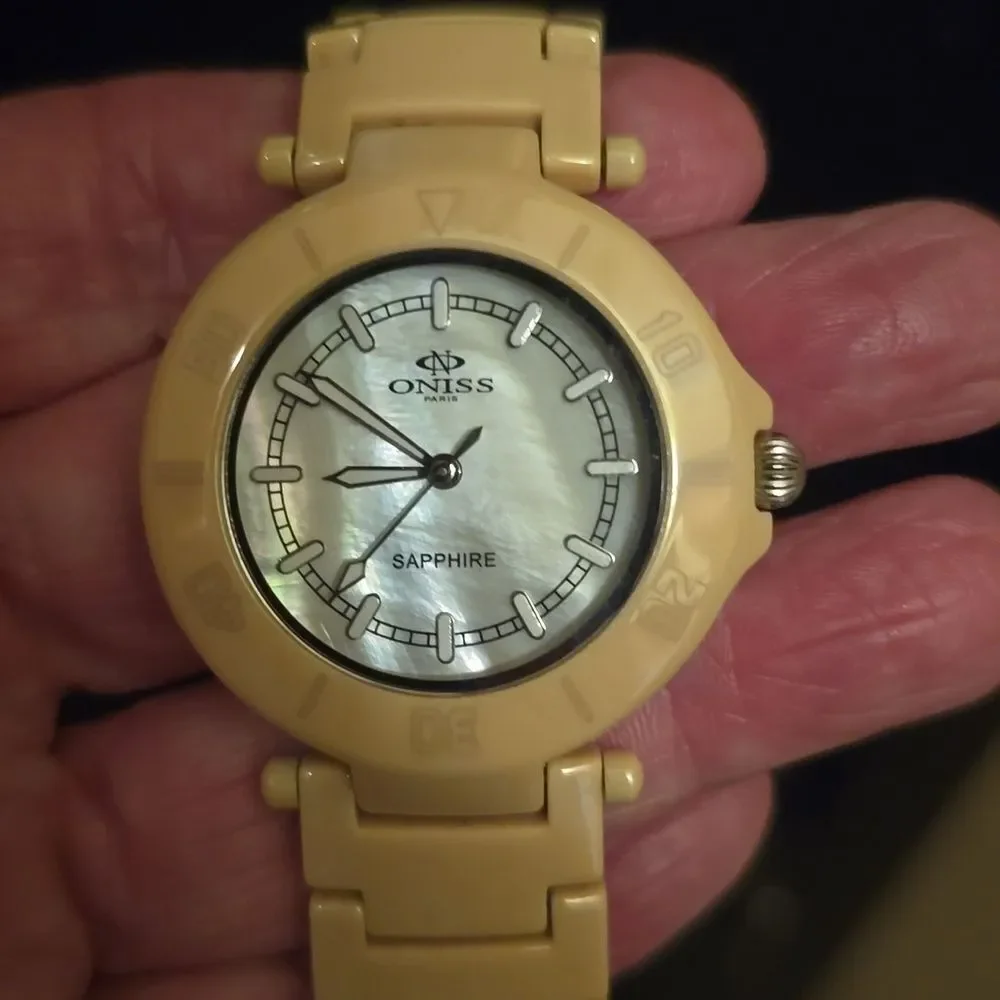 ONISS Ladies Beige Ceramic SAPPHIRE,MOTHER OF PEARL WATCH!